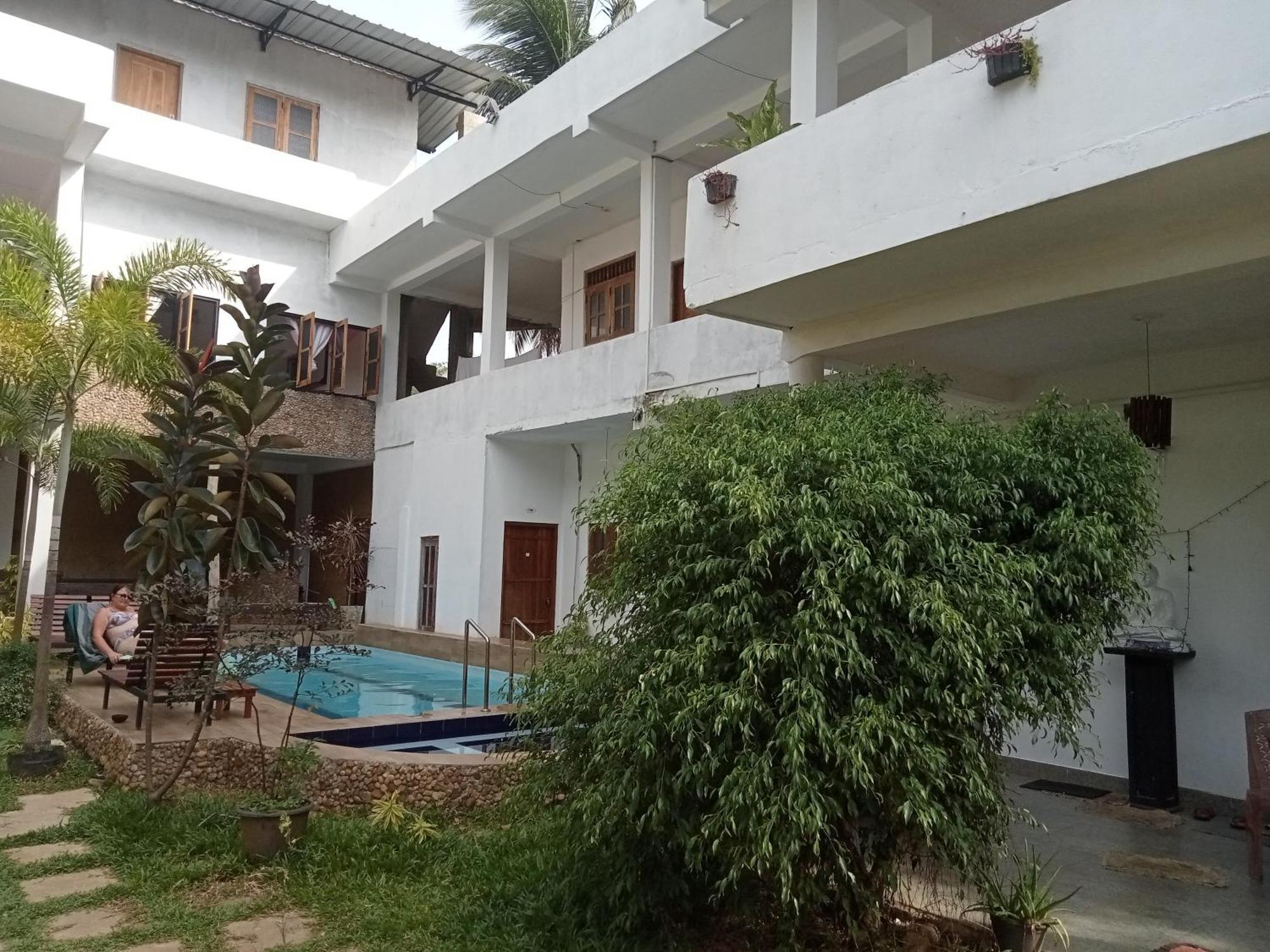 Wild Eagle Safari Resort 达瓦拉维 外观 照片