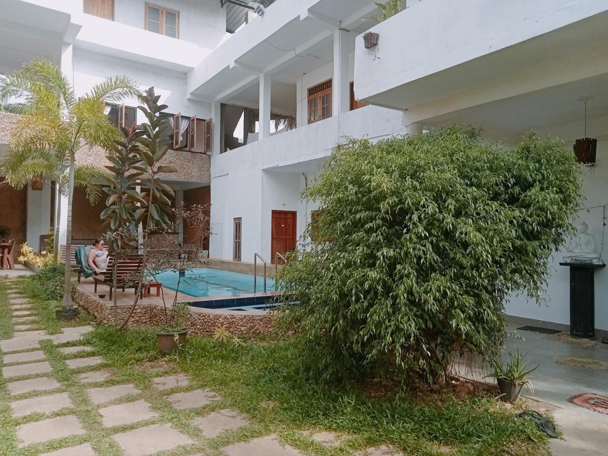 Wild Eagle Safari Resort 达瓦拉维 外观 照片